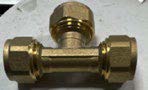 Tee de bronce de 12 mm